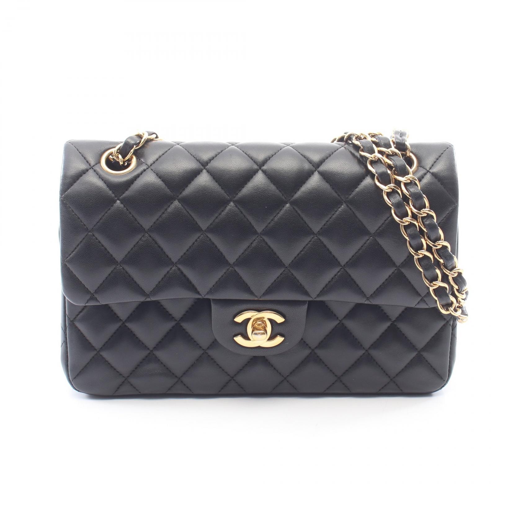 シャネル CHANEL マトラッセ Wフラップ ショルダーバッグ バッグ ラムスキン(羊革) レディース ブラック系 【中古】