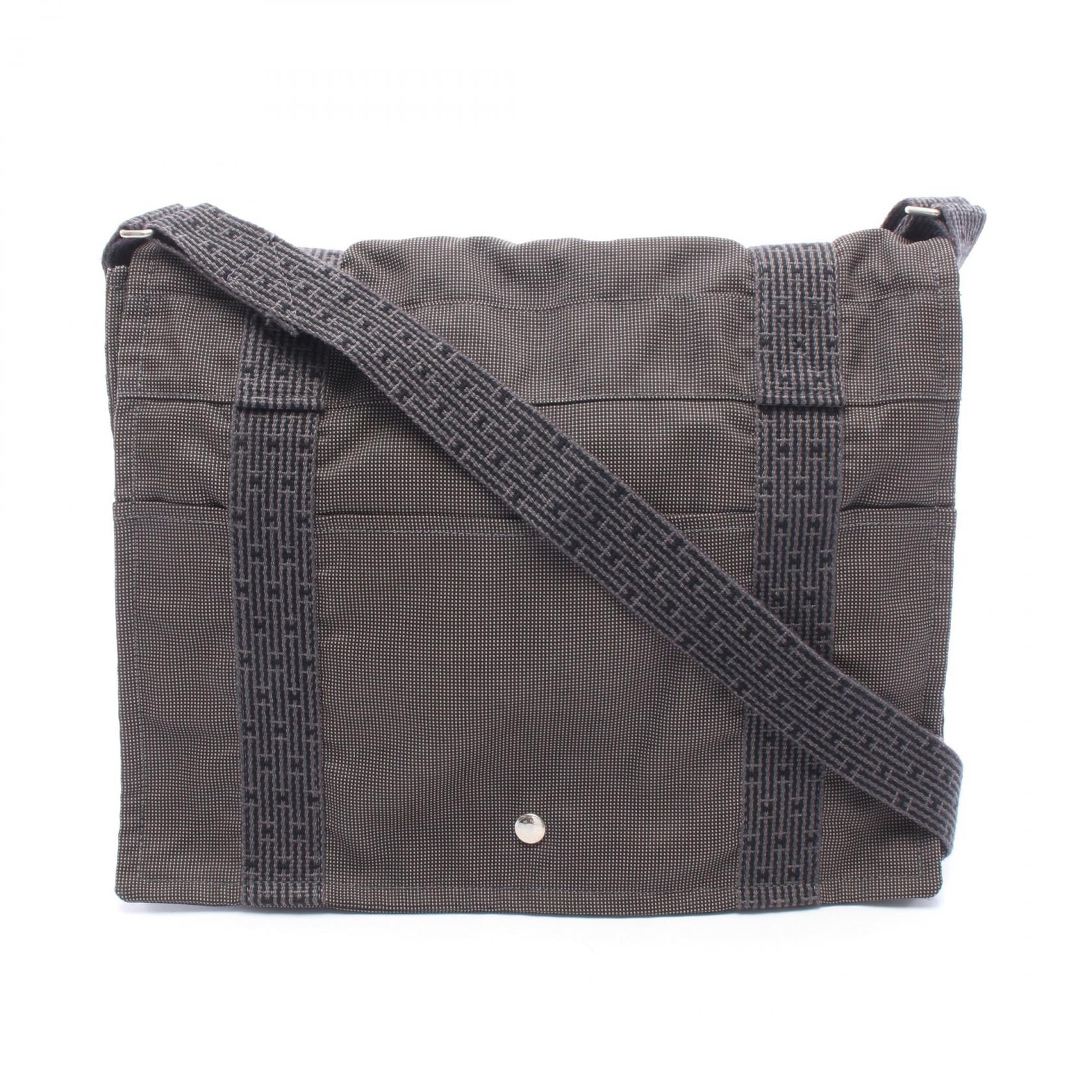 エルメス HERMES エールライン バサスMM ショルダーバッグ バッグ キャンバス メンズ レディース グレー系 【中古】