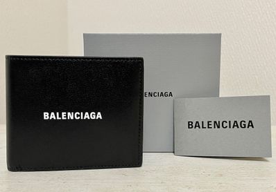 新品未使用 BALENCIAGA キャッシュ スクエア 2つ折り財布