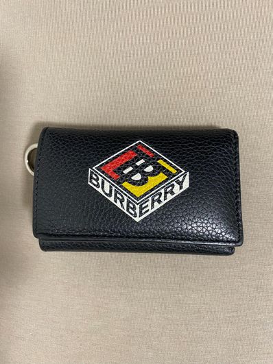 BURBERRY Finn Patches Grainy Leather Wallet "Black"