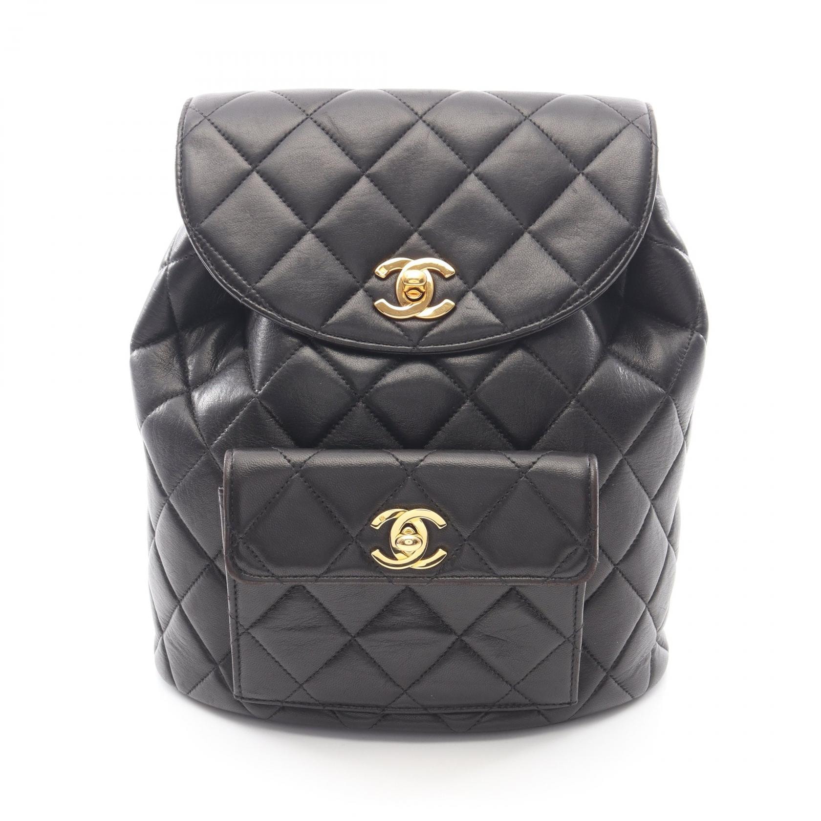 シャネル CHANEL マトラッセ リュックサック バックパック バッグ ラムスキン(羊革) レディース ブラック系 【中古】