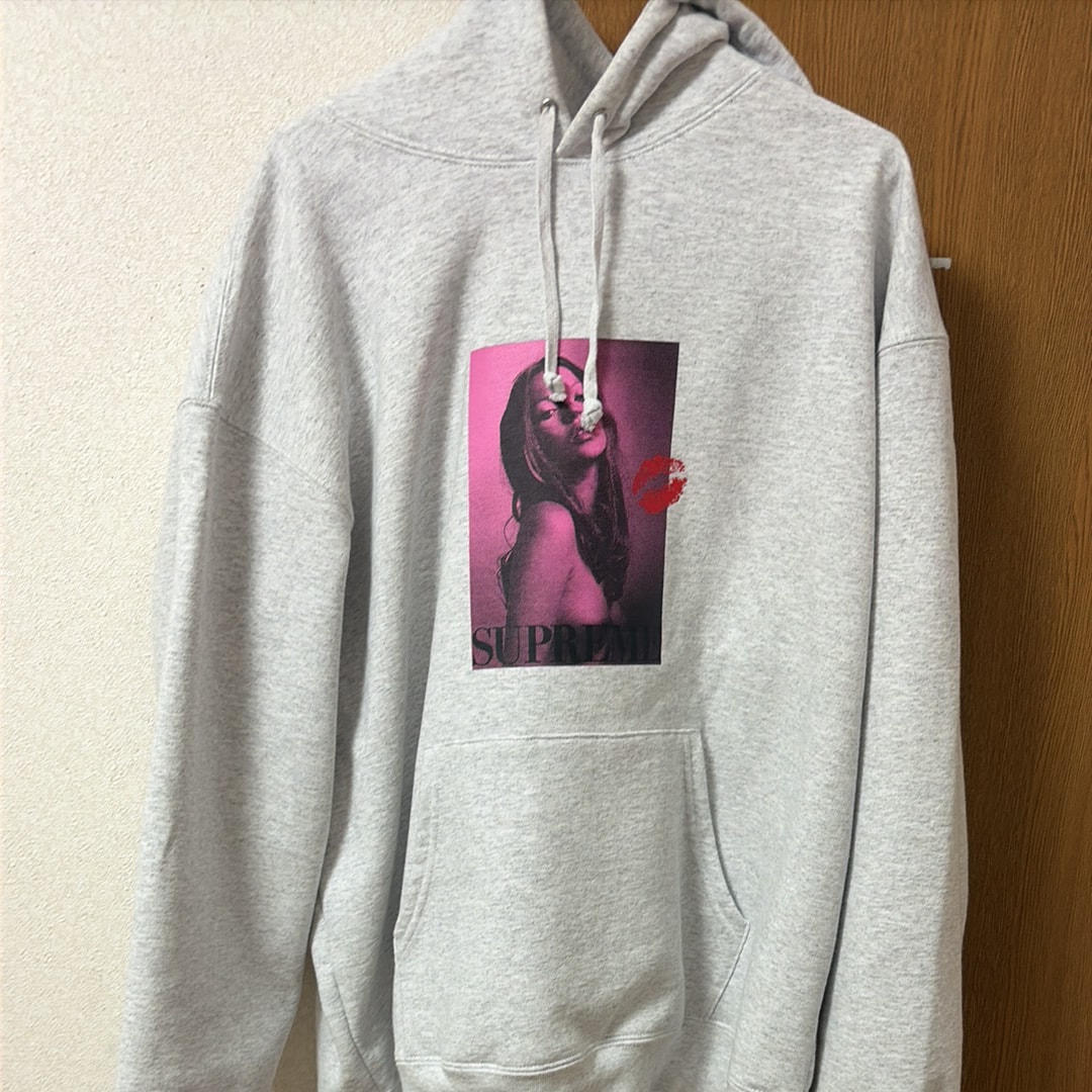 Supreme Kate Moss Hooded Sweatshirt "Ash Grey"