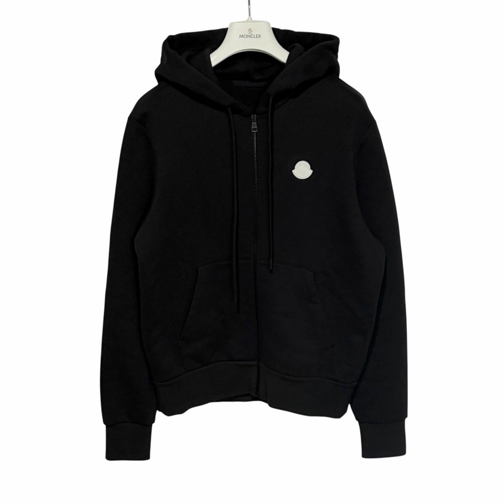 モンクレールK10918G0002389AEN パーカー メンズ