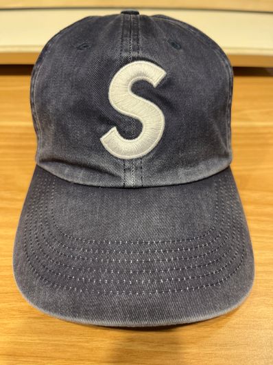 Supreme Pigment Print S Logo 6-Panel "Indigo"