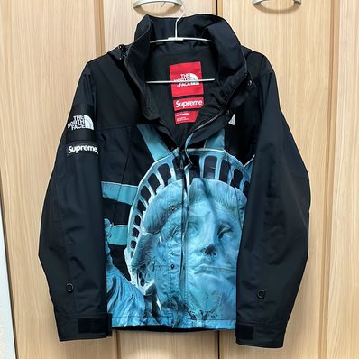 Supreme x The North Face Statue of Liberty Mountain Jacket "Black"