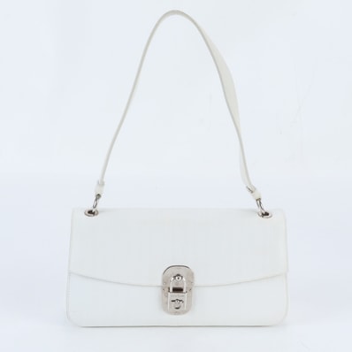 ■美品 サルヴァトーレフェラガモ ショルダーバッグ レザー