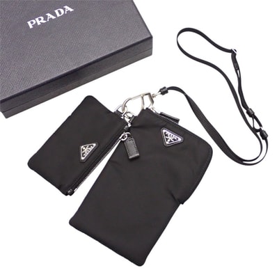 プラダ ストラップナイロンポーチ スマホショルダーバッグ 【中古】【Aランク】