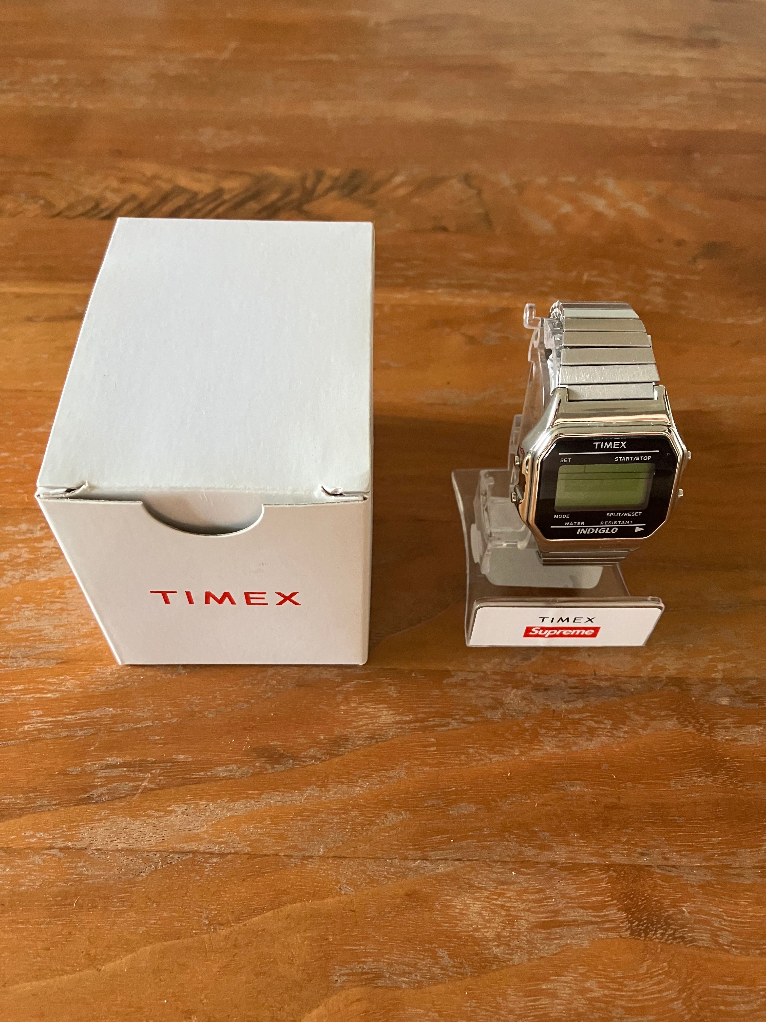 Supreme / Timex® Digital Watch "Silver"