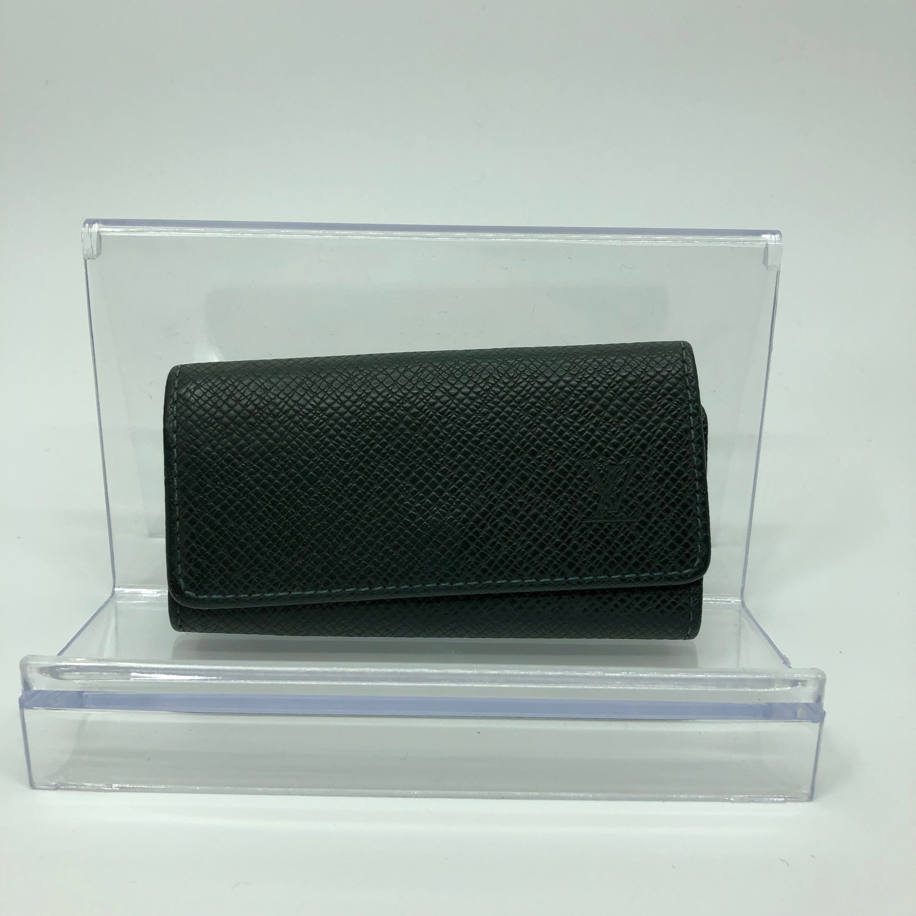 Louis Vuitton Key Case Multicles 4 Taiga