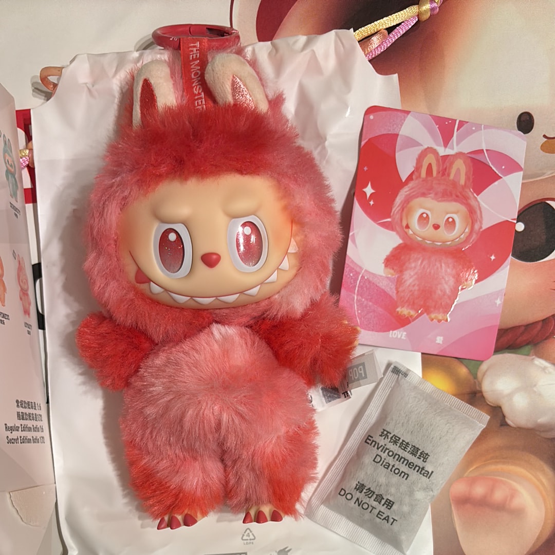 POP MART THE MONSTERS (LABUBU) Big into Energy Series Plush Pendant LOVE