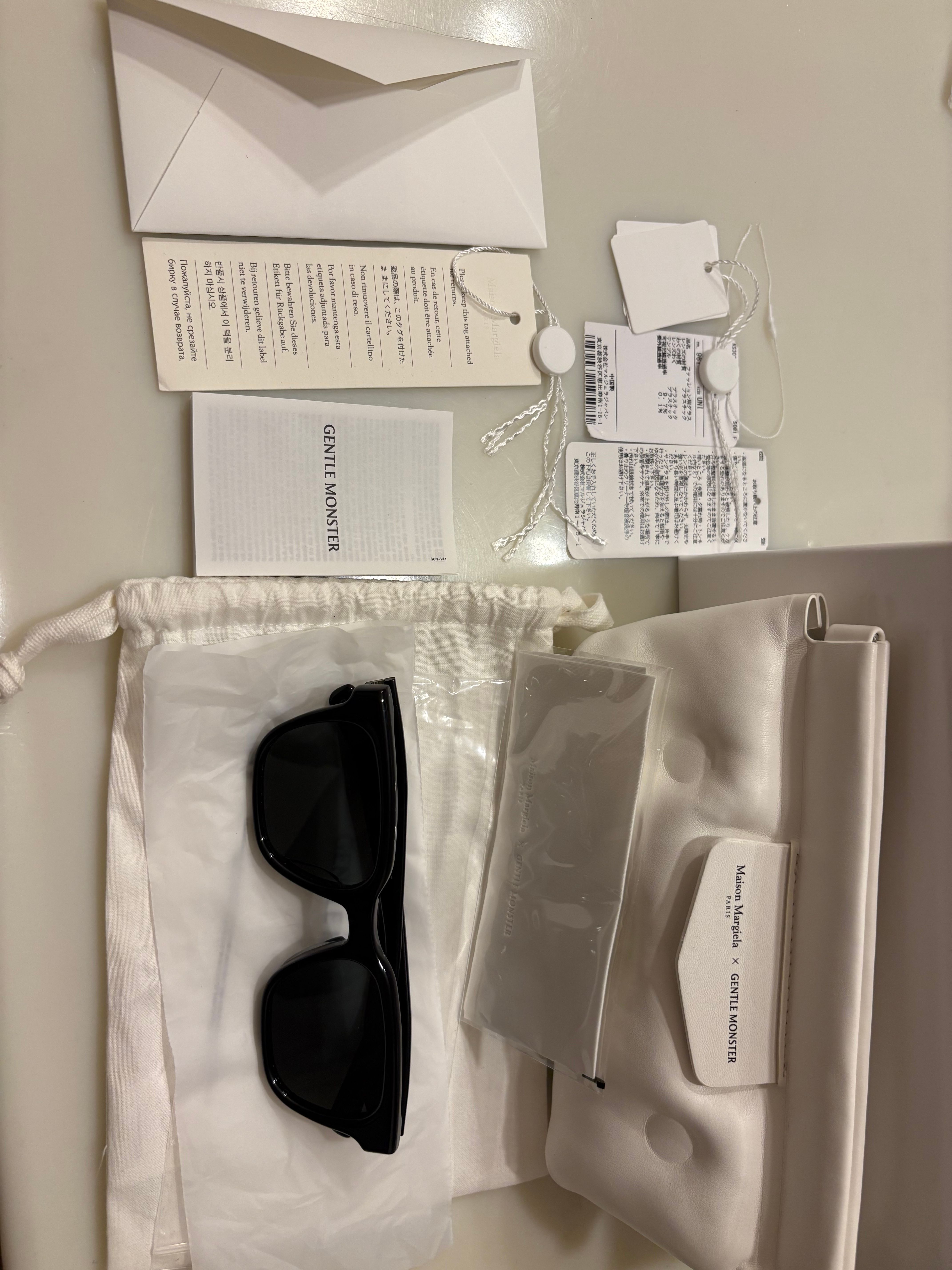 Gentle Monster x Maison Margiela MM110 01 "Black"