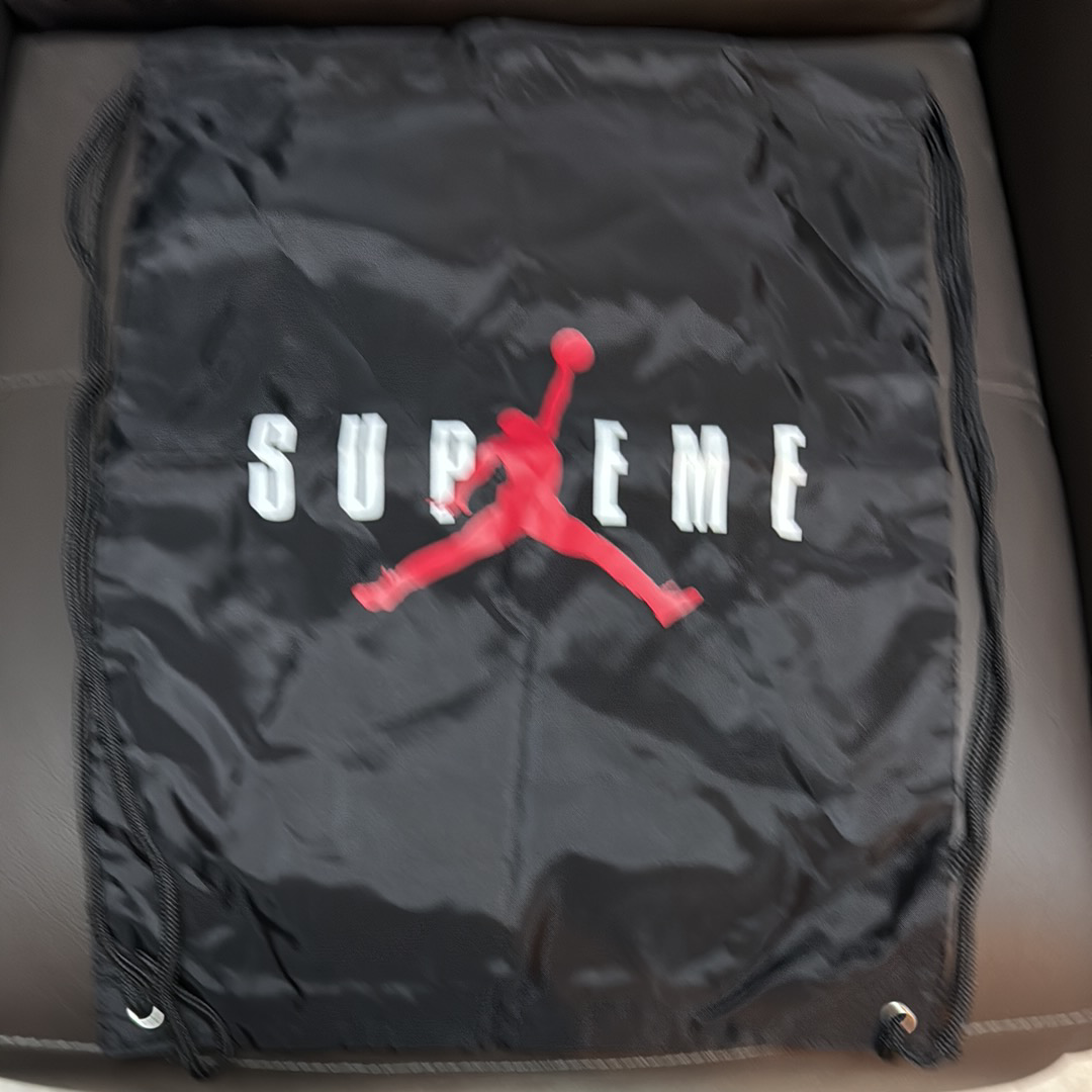 Supreme x Jordan Drawstring Bag 