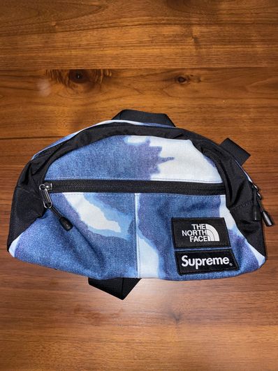 Supreme x The North Face Bleached Denim Print Roo II "Indigo"