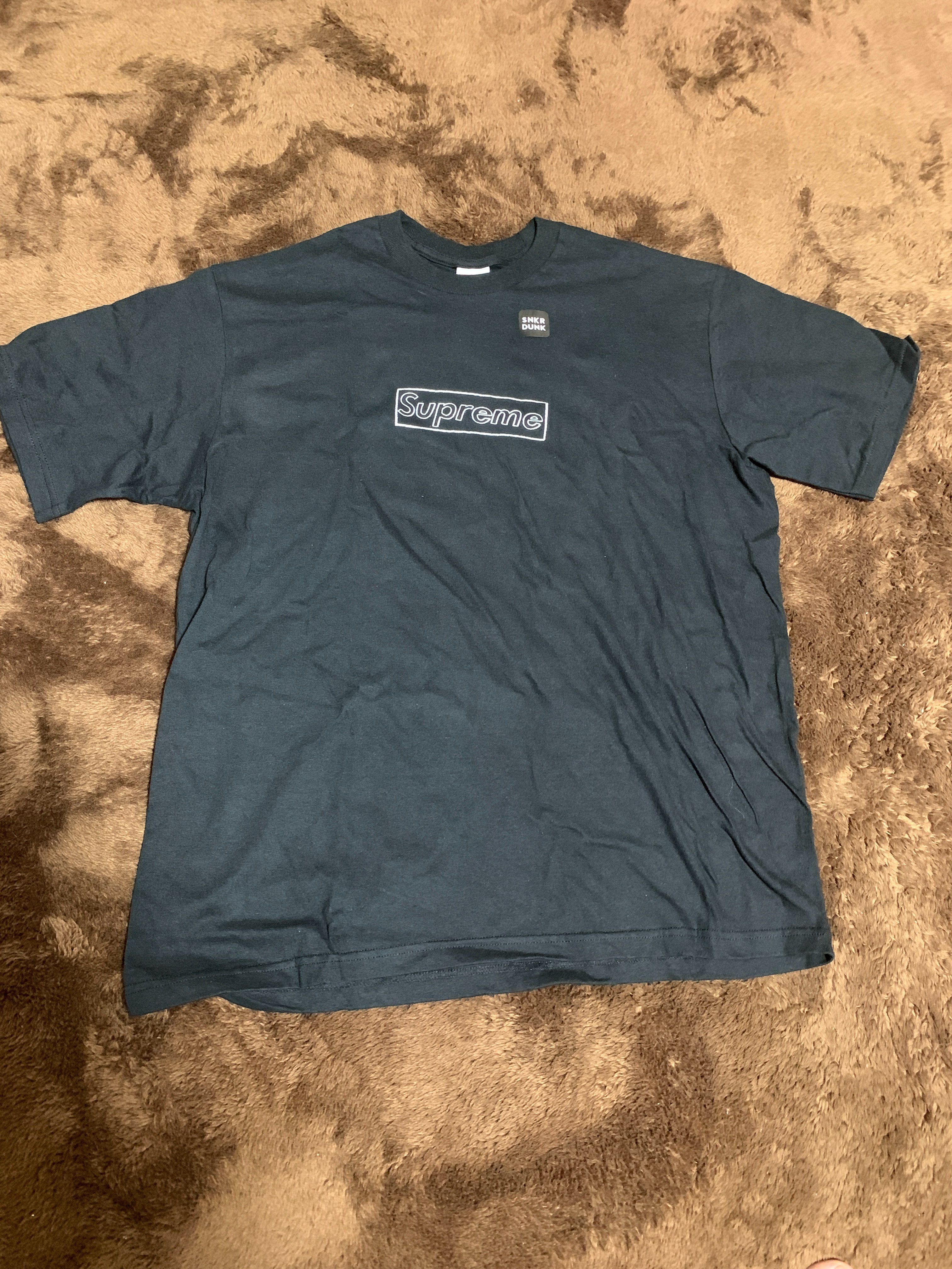 Supreme KAWS Chalk Logo Tee "Black"