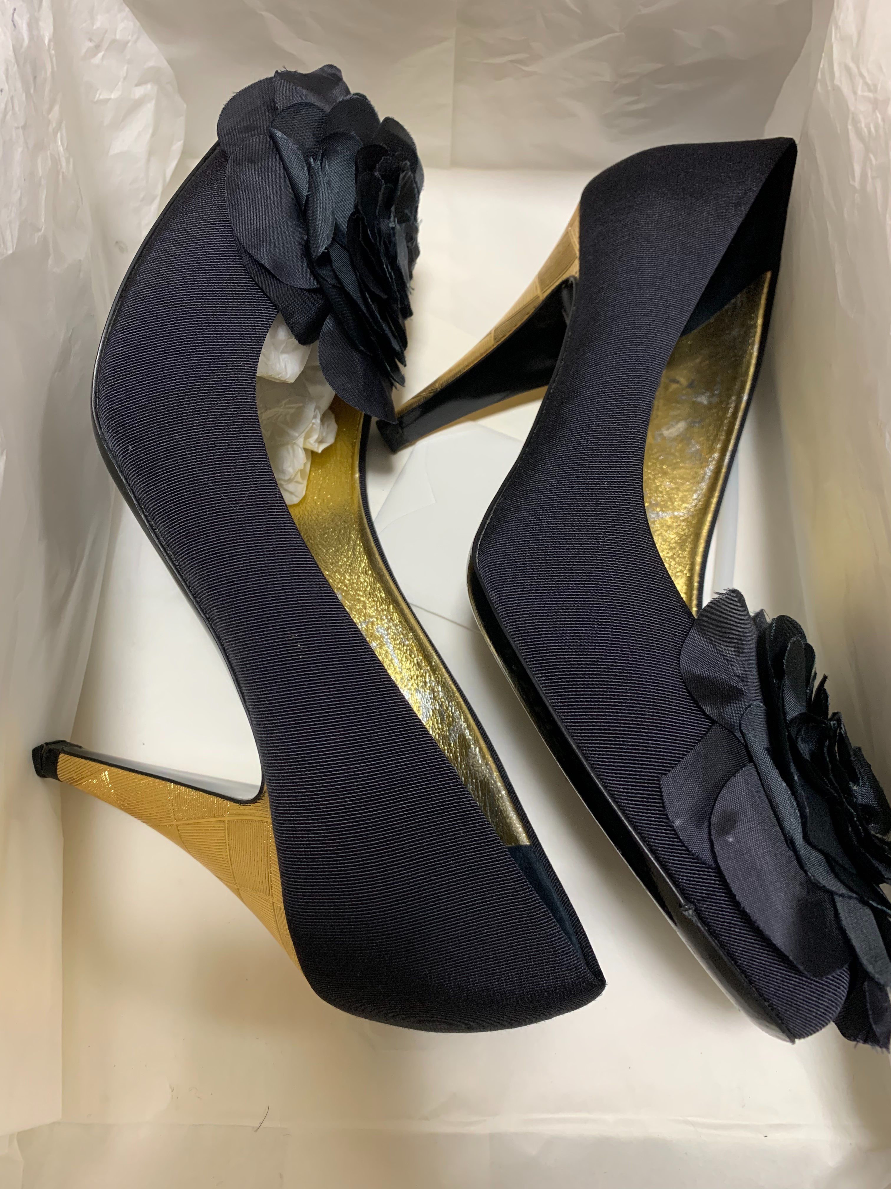 シャネル カメリア マトラッセ パンプス