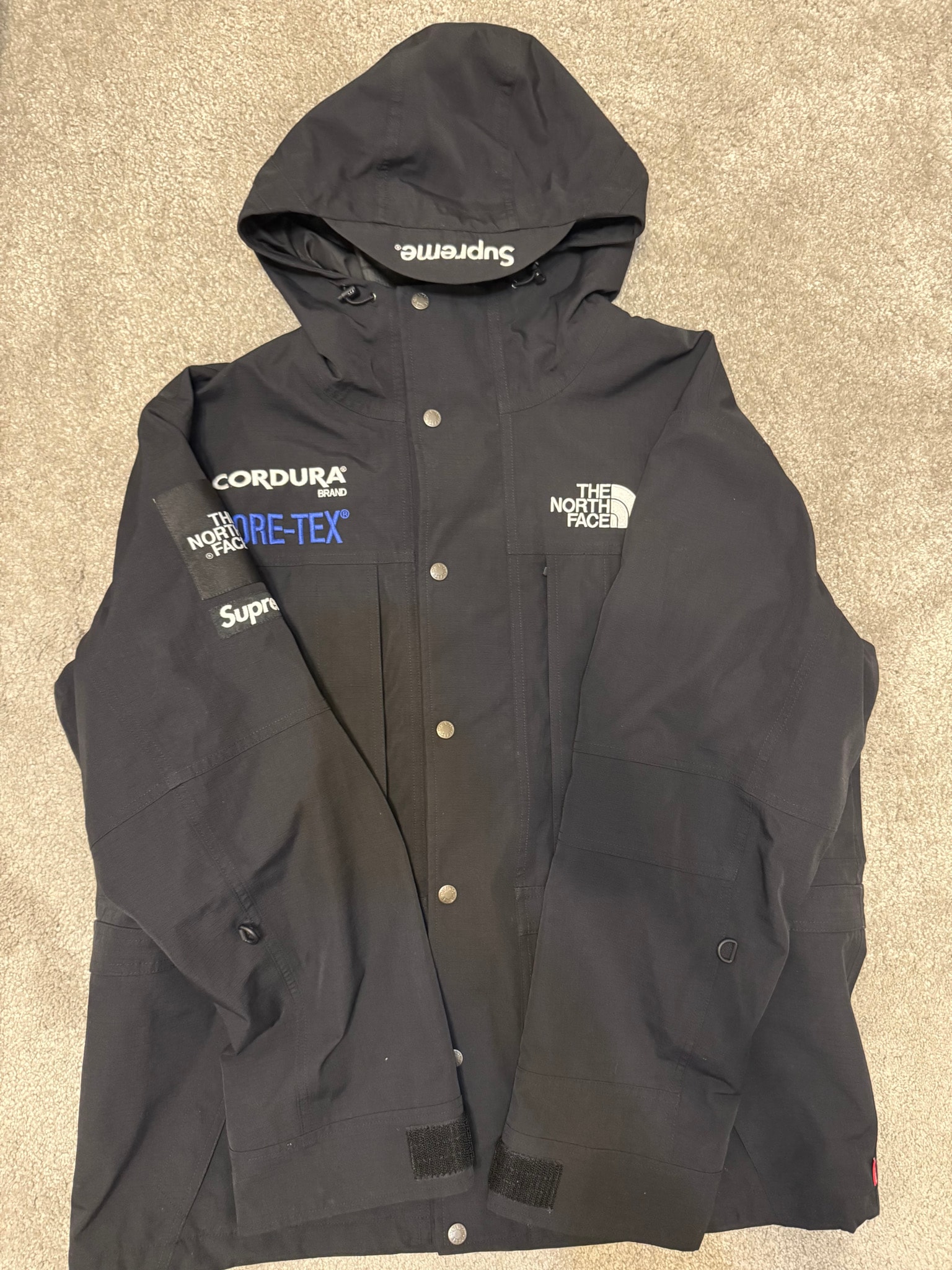 Supreme x The North Face Expedition Jacket "Black"