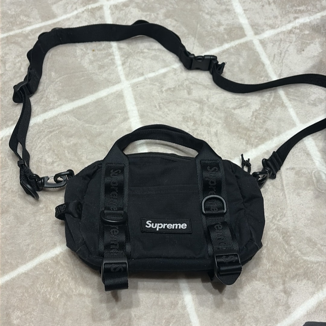 Supreme Mini Duffle Bag (26SS) "Black"