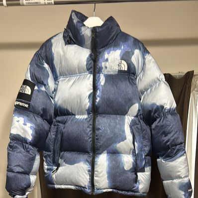 Supreme x The North Face Bleached Denim Print Nuptse Jacket "Indigo"