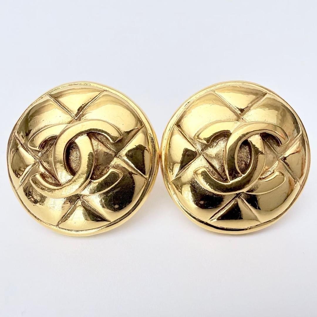 CHANEL シャネル ココマーク マトラッセ イヤリング レディース ヴィンテージ アクセサリー ゴールド 極美品