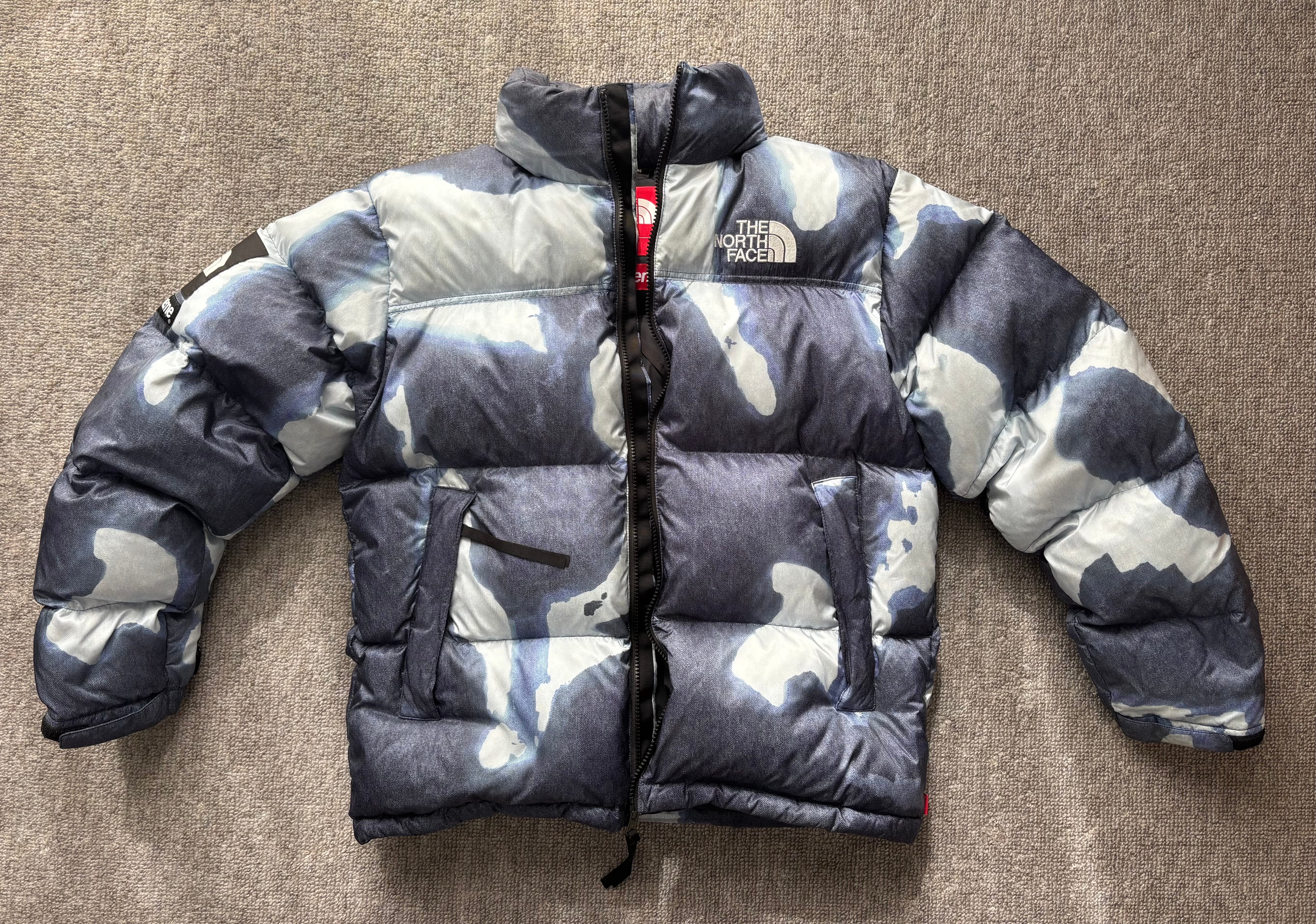 Supreme x The North Face Bleached Denim Print Nuptse Jacket "Indigo"
