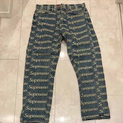 Supreme Frayed Logos Regular Jean "Blue"