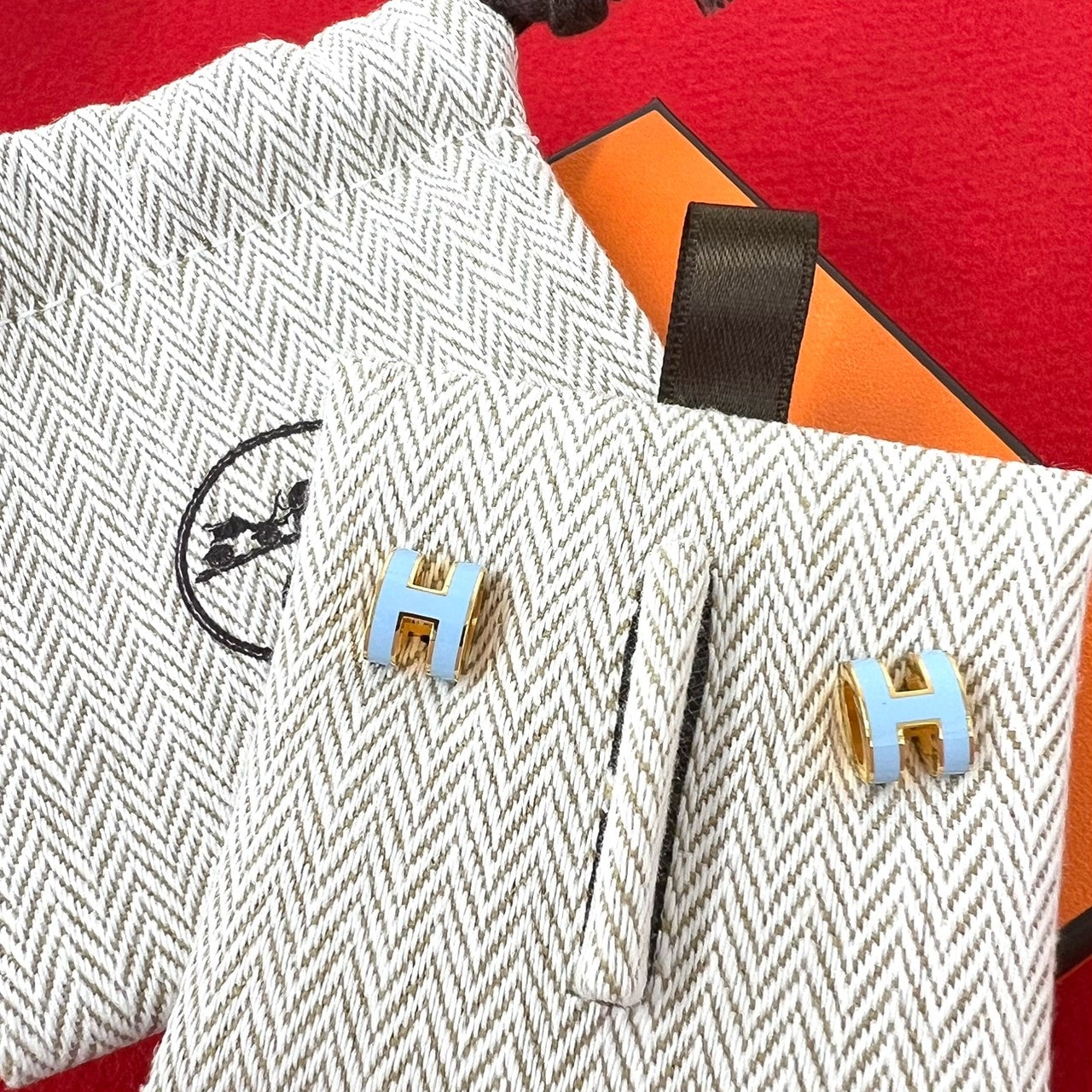 HERMES エルメス ミニ ポップアッシュ ピアス GP ピアス ゴールド
69843