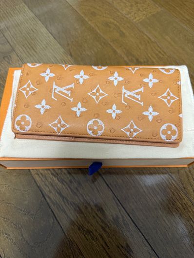 vuitton ポルトフォイユ・ブラザ