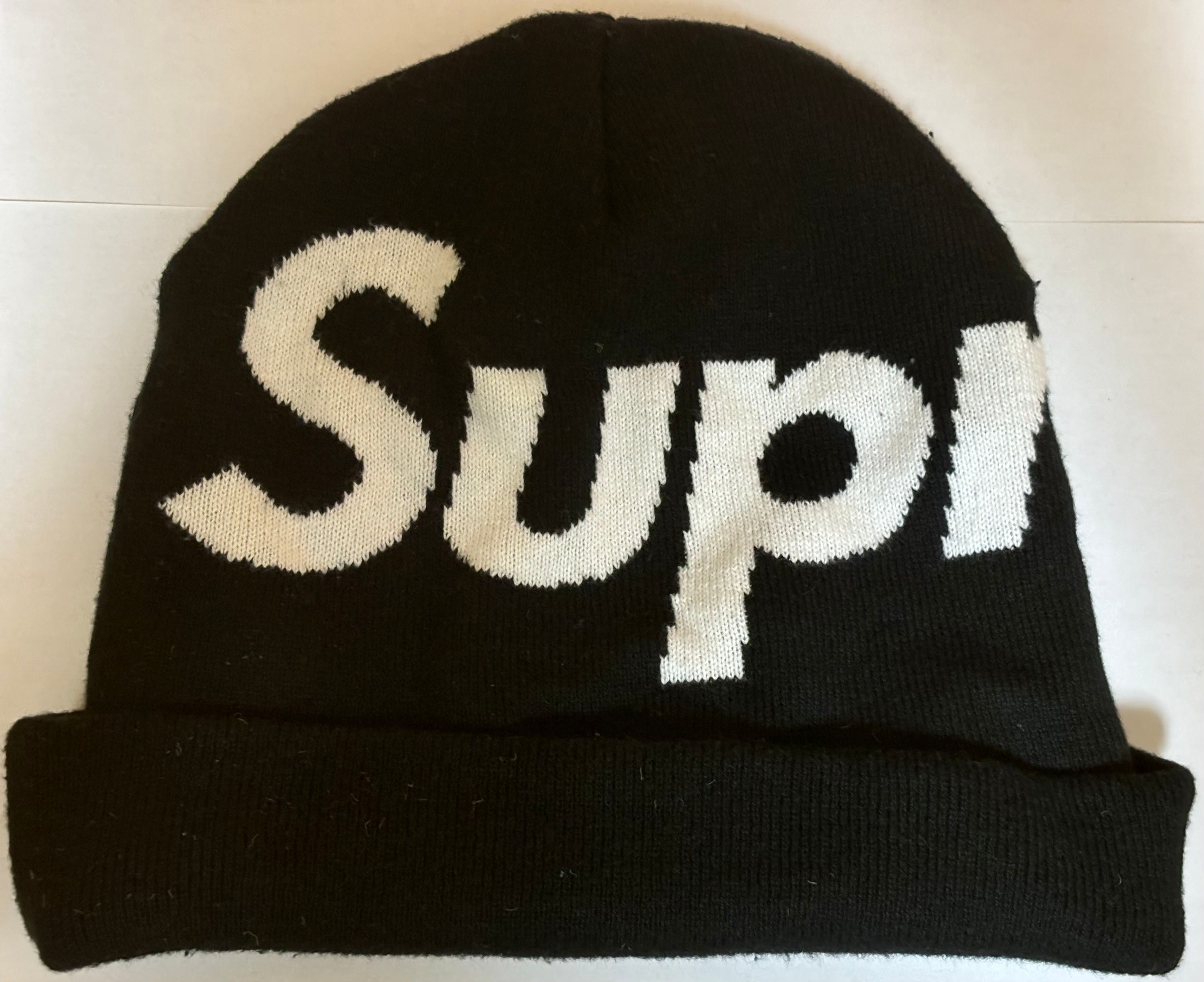 Supreme Big Logo Beanie "Black" (23FW)