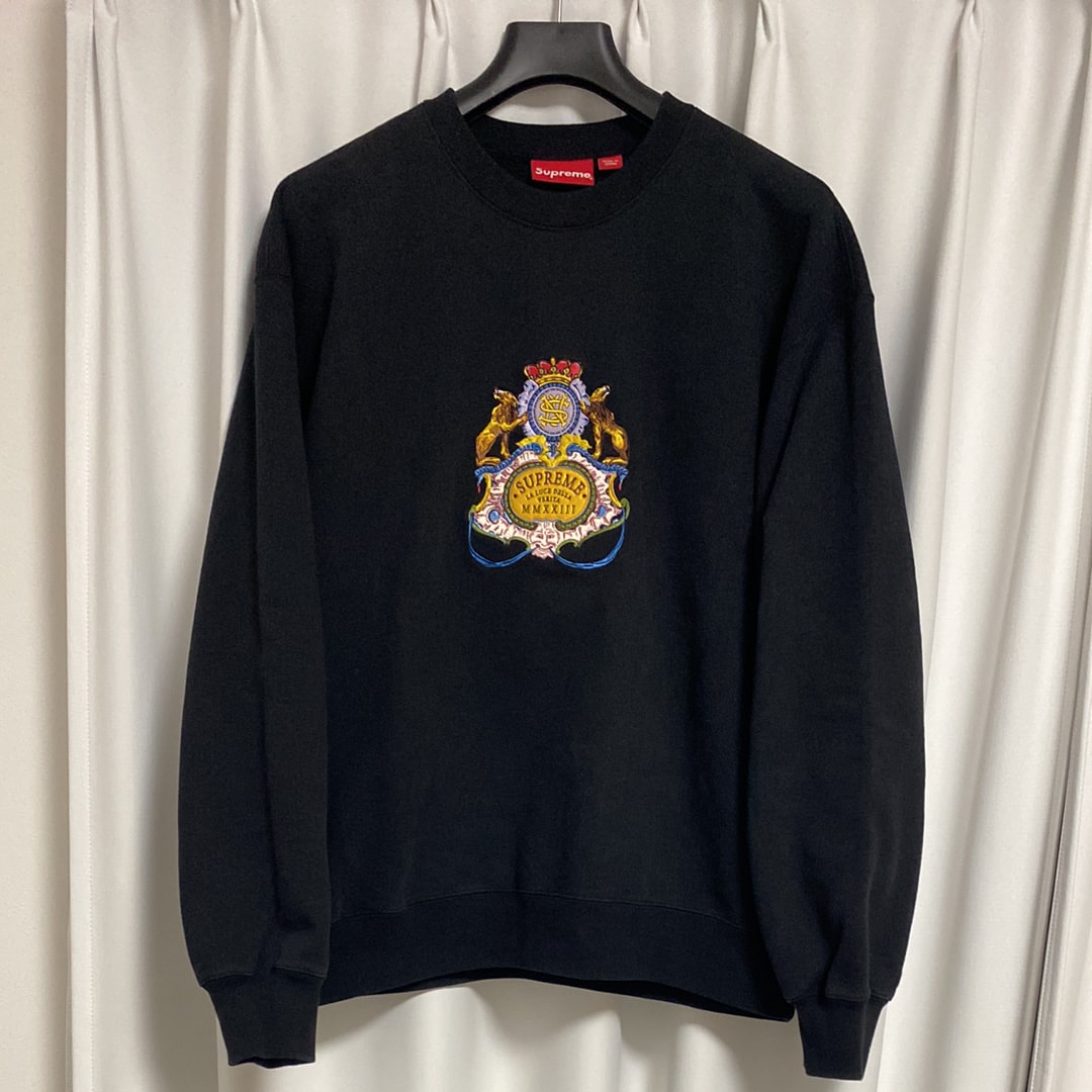 Supreme Crest Crewneck "Black"
