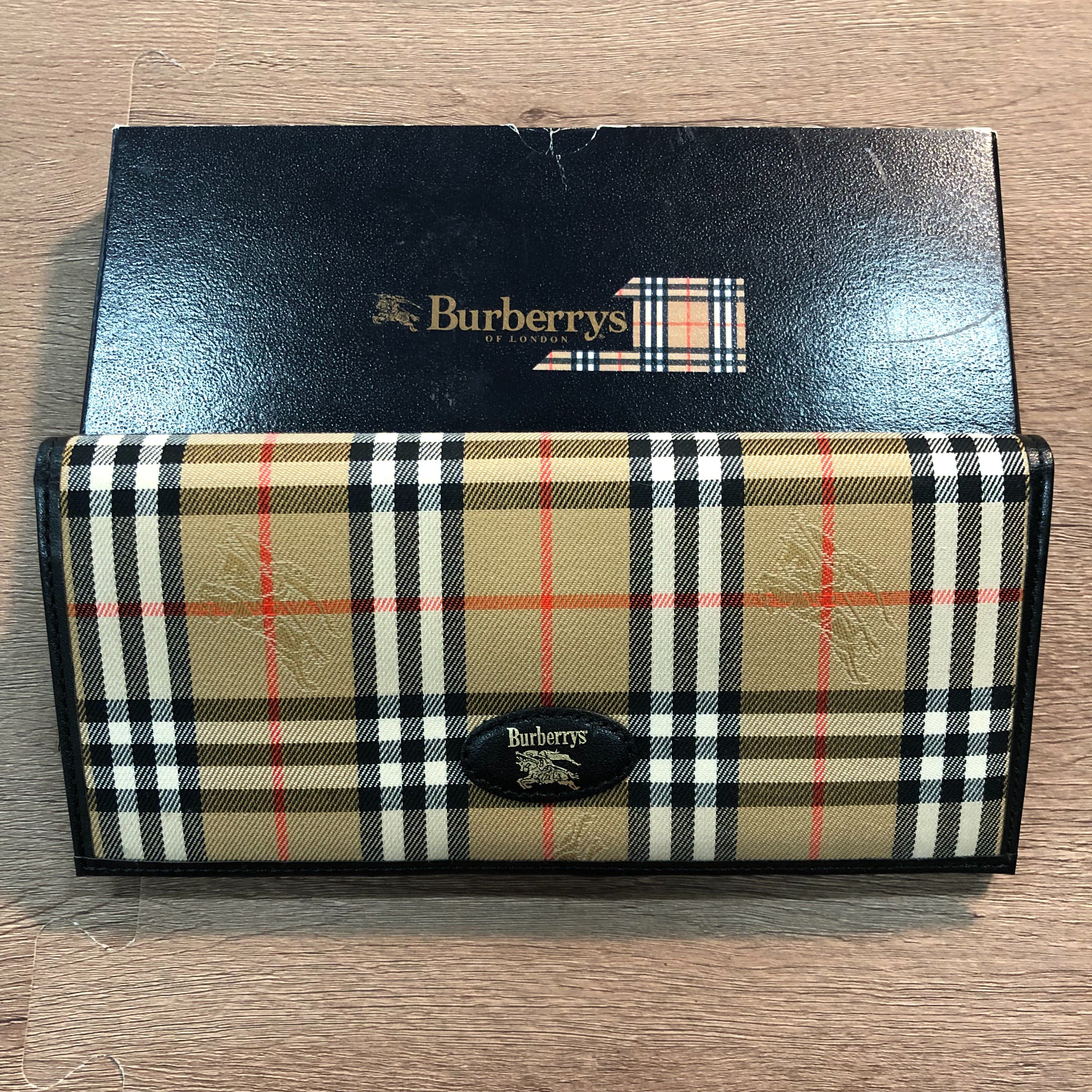 バーバリー 長財布