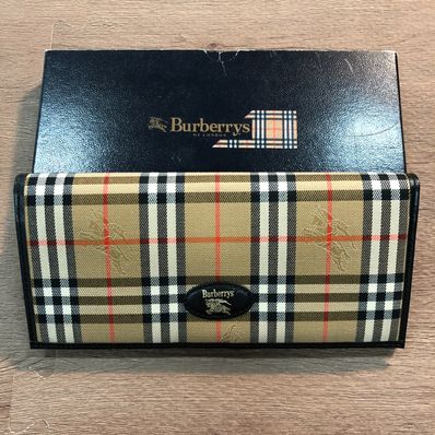 バーバリー 長財布
