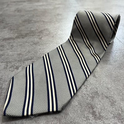 【Brooks Brothers】ブルックスブラザーズ レジメンタル ストライプ ネクタイ グレー ネイビー アイボリー シルク100% アメリカ製 メンズ