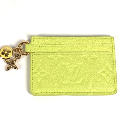 ルイヴィトン LOUIS VUITTON カードケース ポルト カルト・LV チャーム M13645 モノグラムアンプラント 名刺入れ パスケース カードケース モノグラムアンプラントレザー ゼスティライム グリーン 美品
