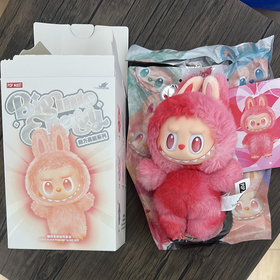 POP MART THE MONSTERS (LABUBU) Big into Energy Series Plush Pendant LOVE