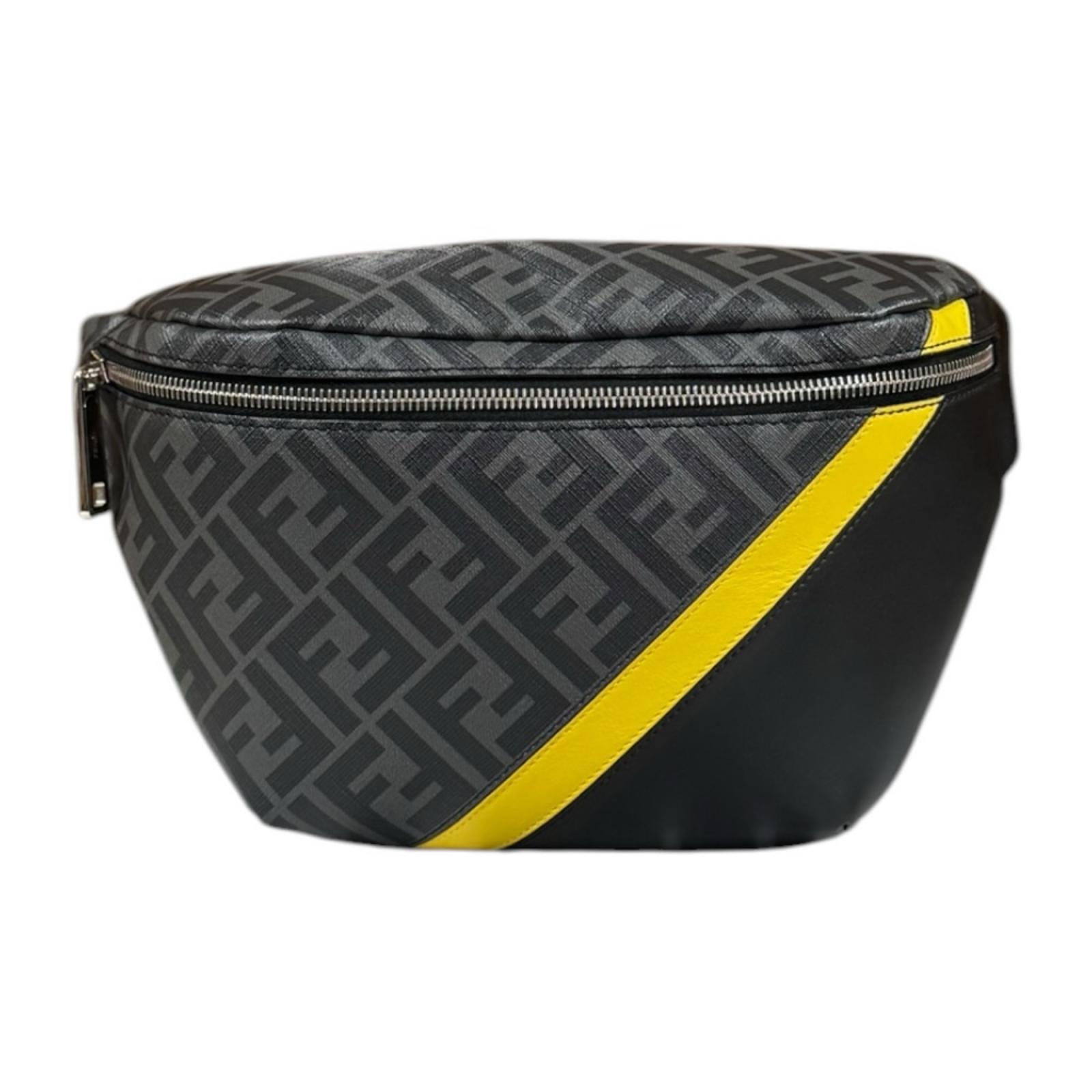 FENDI ボディバッグ 黒/グレー/黄色 FENDI 極美品 黒 FF ダイアゴナル ベルトバッグ ボディ フェンディ