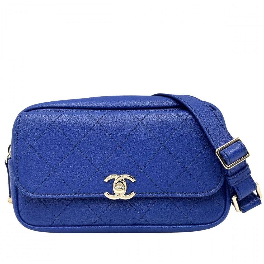 CHANEL シャネル ウエストバッグ チェーンボディバッグ ココマーク ウエストポーチ ココ 鞄 かばん  レザー    ブルー 青 ゴールド金具 レディース 美品【中古品】