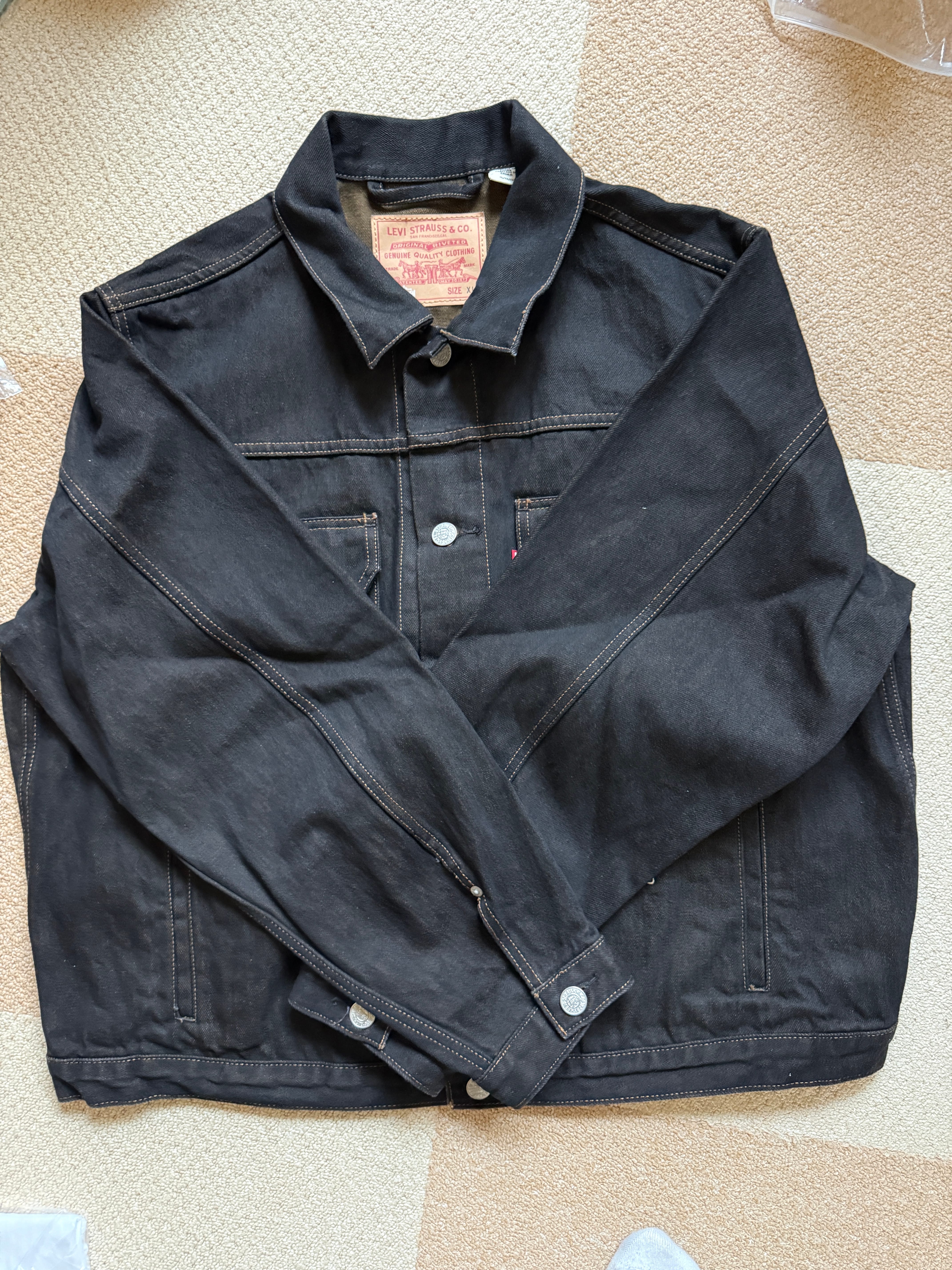 ステューシー x リーバイス クリスピー リンス トラッカー "ブラック/ブラウン"