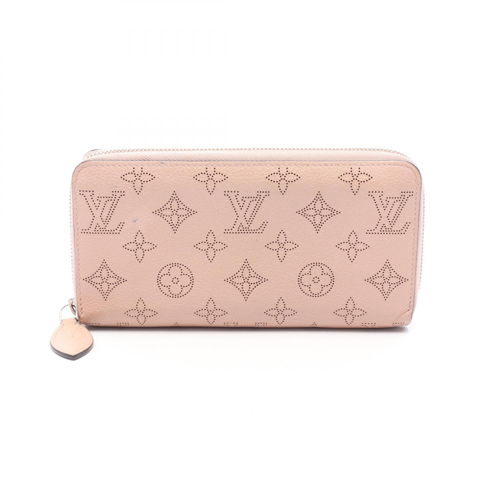 ルイ・ヴィトン LOUIS VUITTON ジッピーウォレット マヒナ マグノリア ラウンド長財布 財布 レザー レディース ピンク系 M61868 【中古】