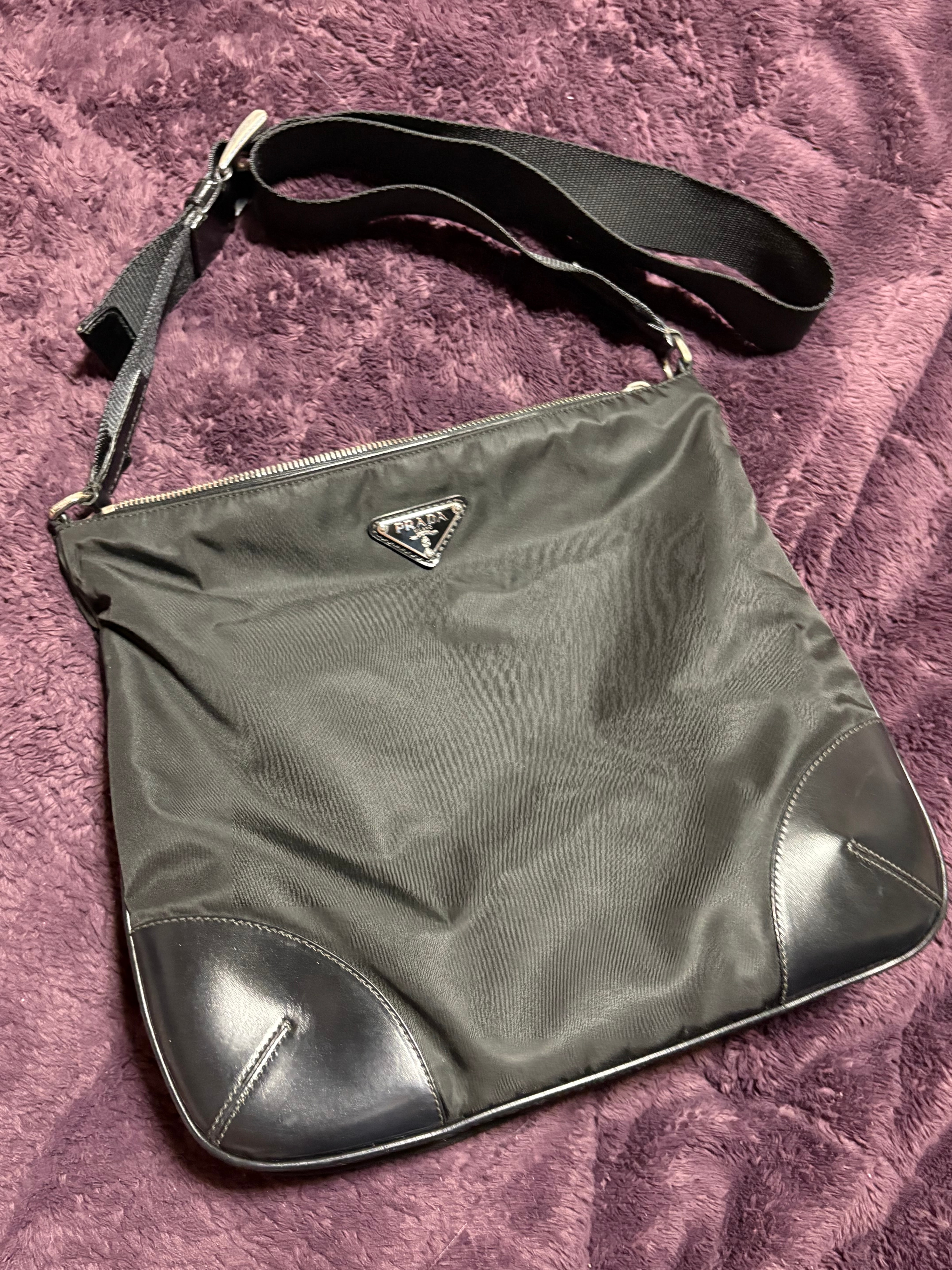 PRADA ショルダーバッグ ナイロン レザー