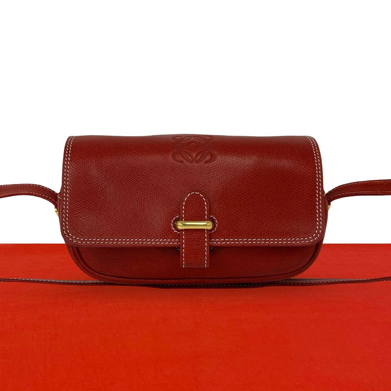 LOEWE ロエベ アナグラム ロゴ レザー ショルダーバッグ レッド
21337