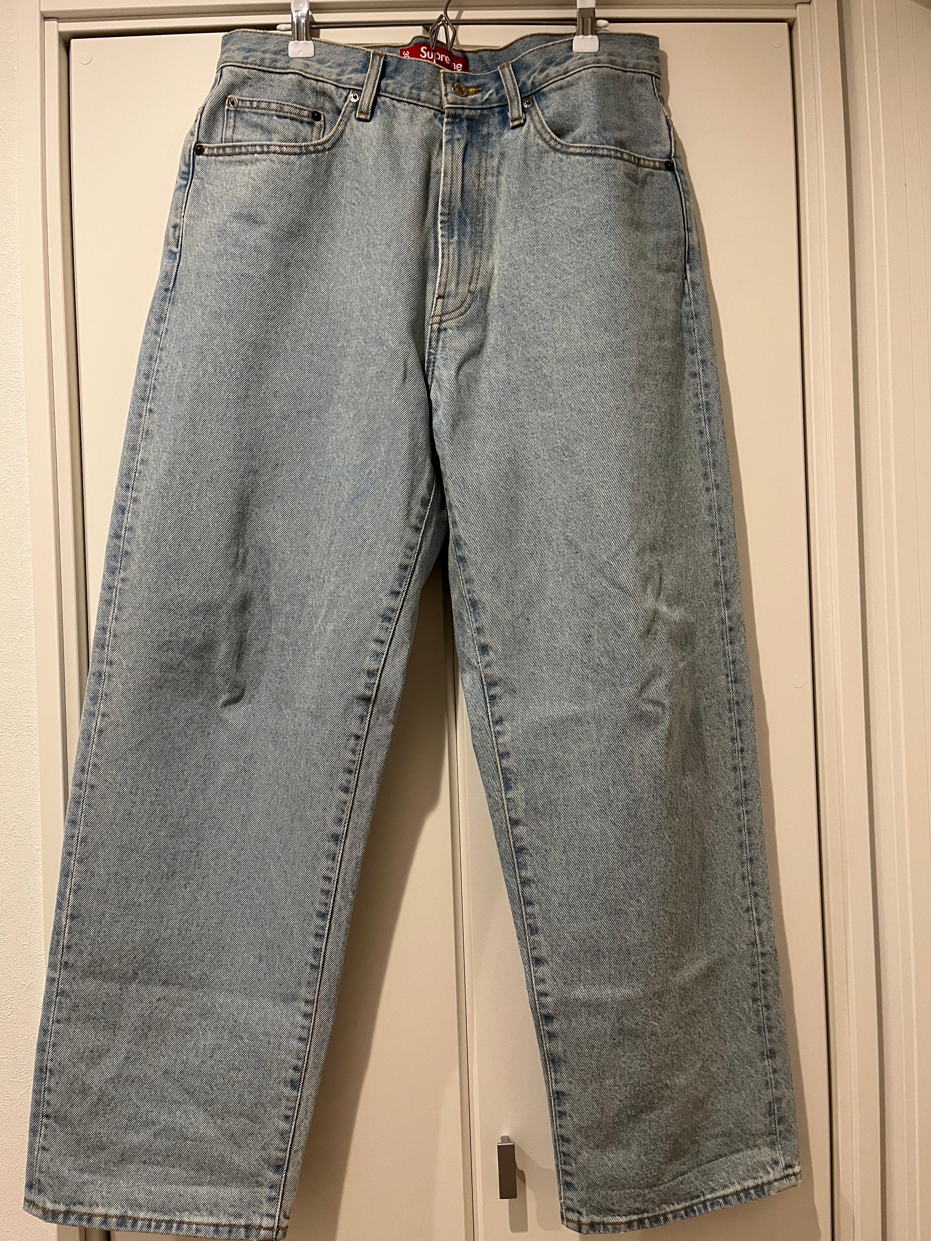 Supreme Baggy Jean "Light Washed Indigo" (25SS)