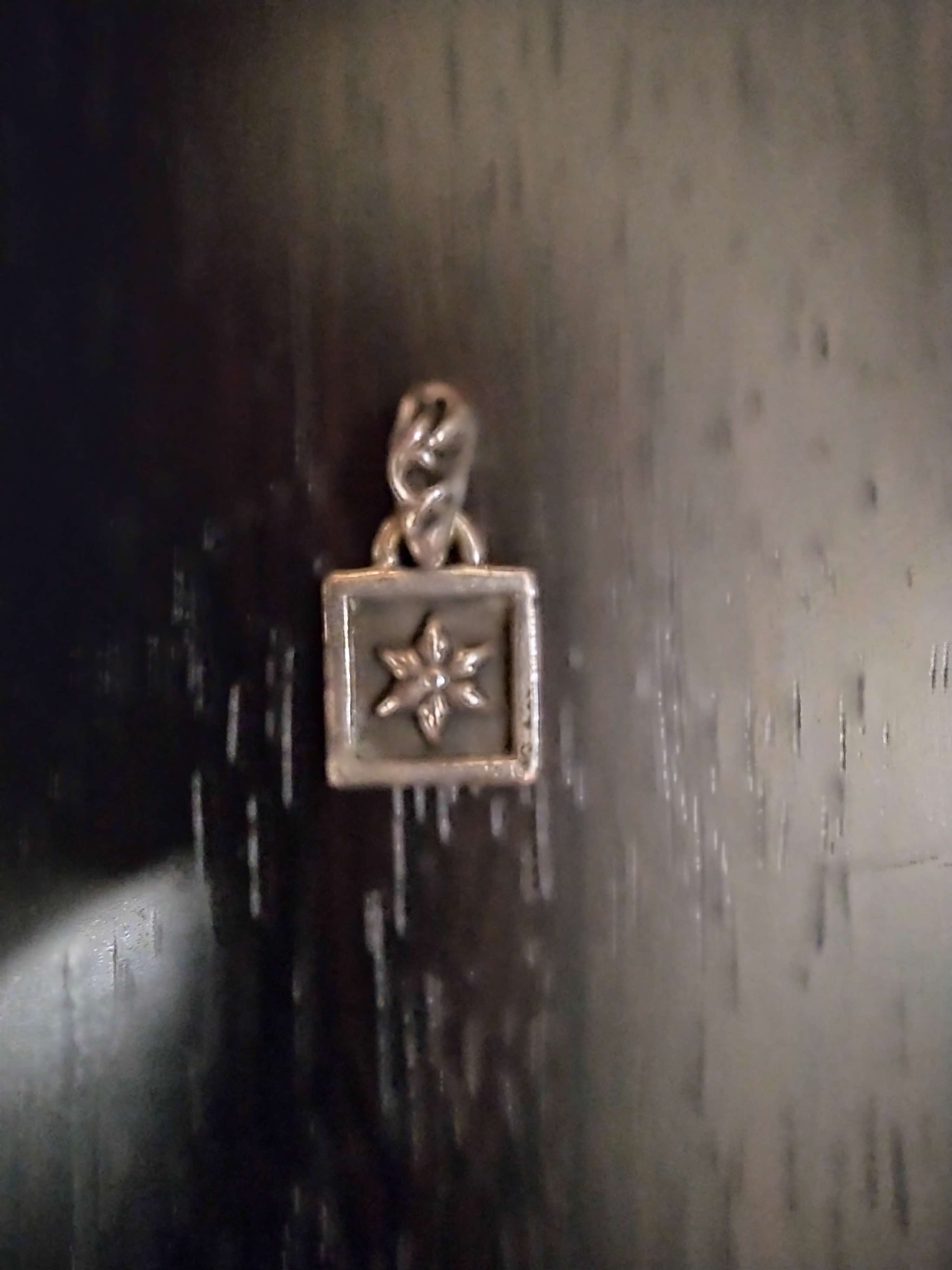 Chrome Hearts Frame Doster Charm "Silver"