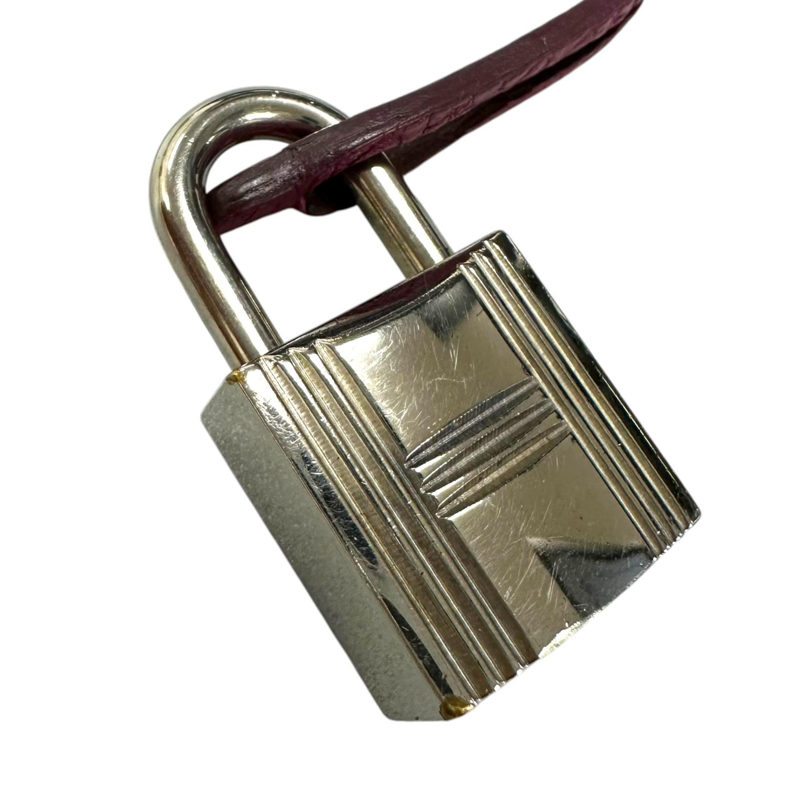C (やや傷や汚れあり)】HERMES エルメス カデナ レザー パープル ユニ C (やや傷や汚れあり)】HERMES エルメス カデナ レザー パープル ユニ