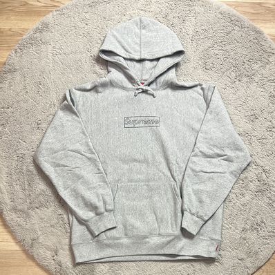 Supreme KAWS Chalk Logo Hooded Sweatshirt "Grey"(2021)