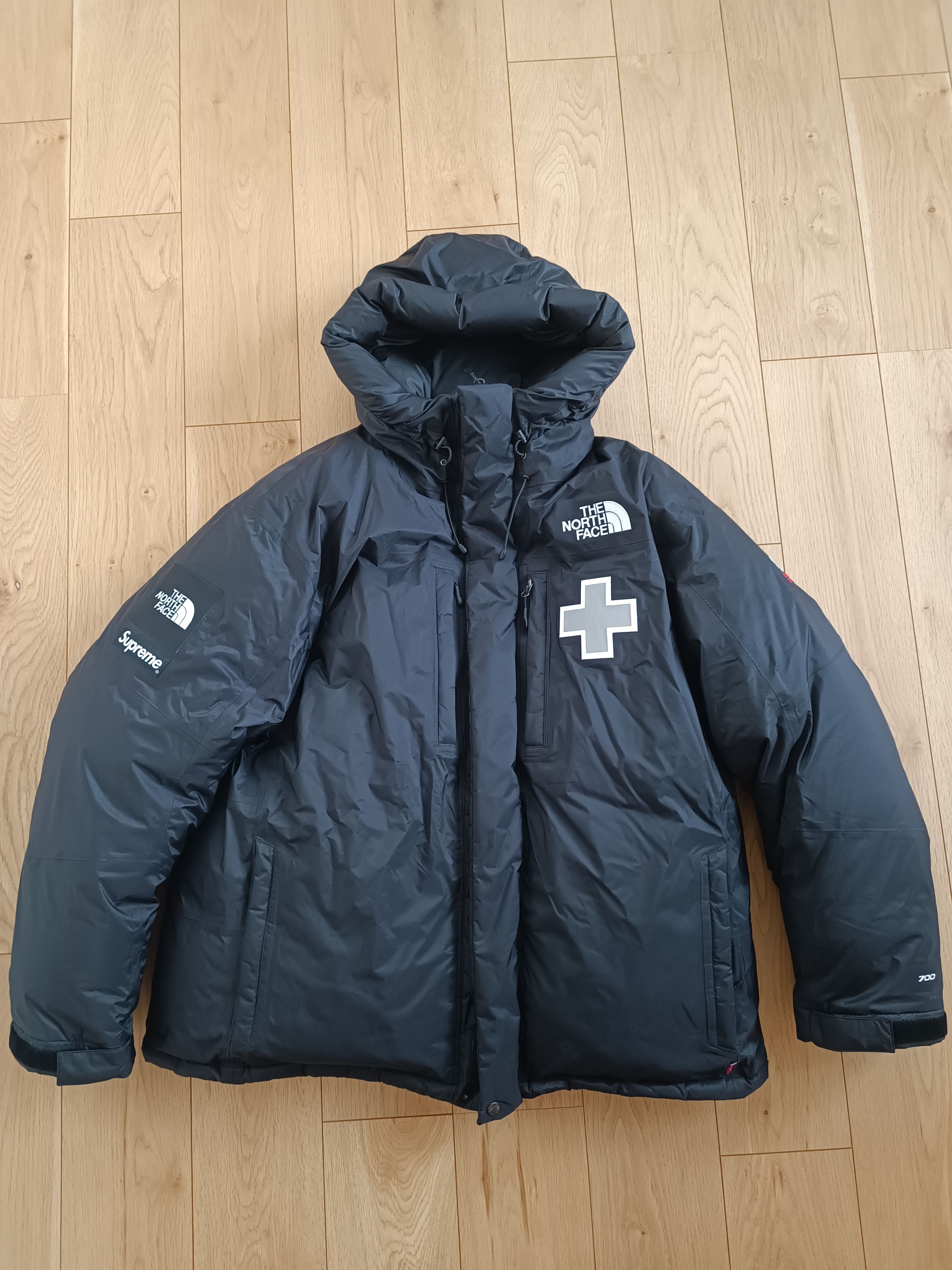 Supreme x The North Face Summit Series Rescue Baltoro Jacket "Black"