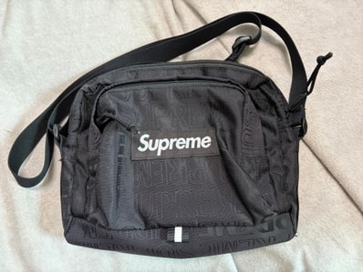 Supreme 19SS Shoulder Bag "Black"