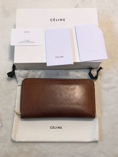 セリーヌ ラウンドファスナー 長財布