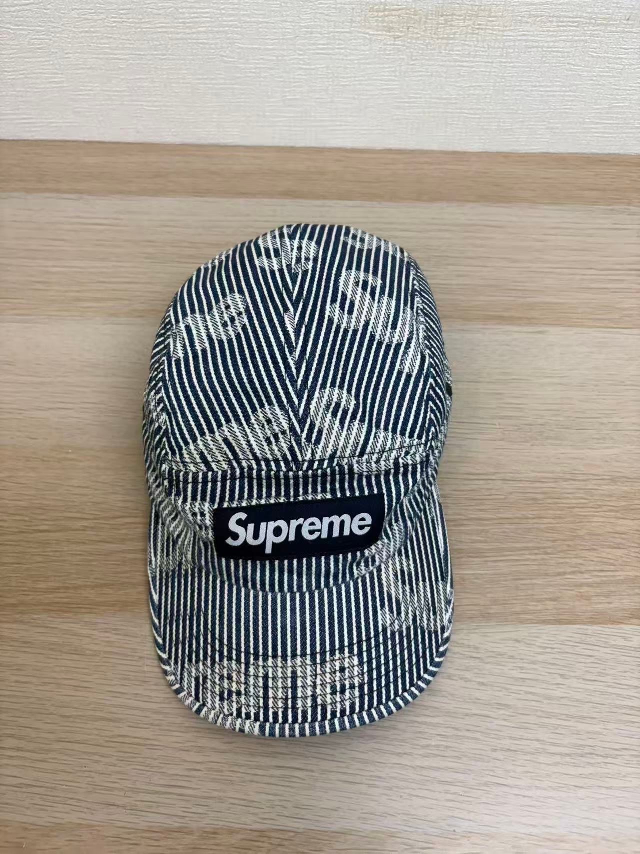 Supreme x Playboy Mesh Back 5-Panel 