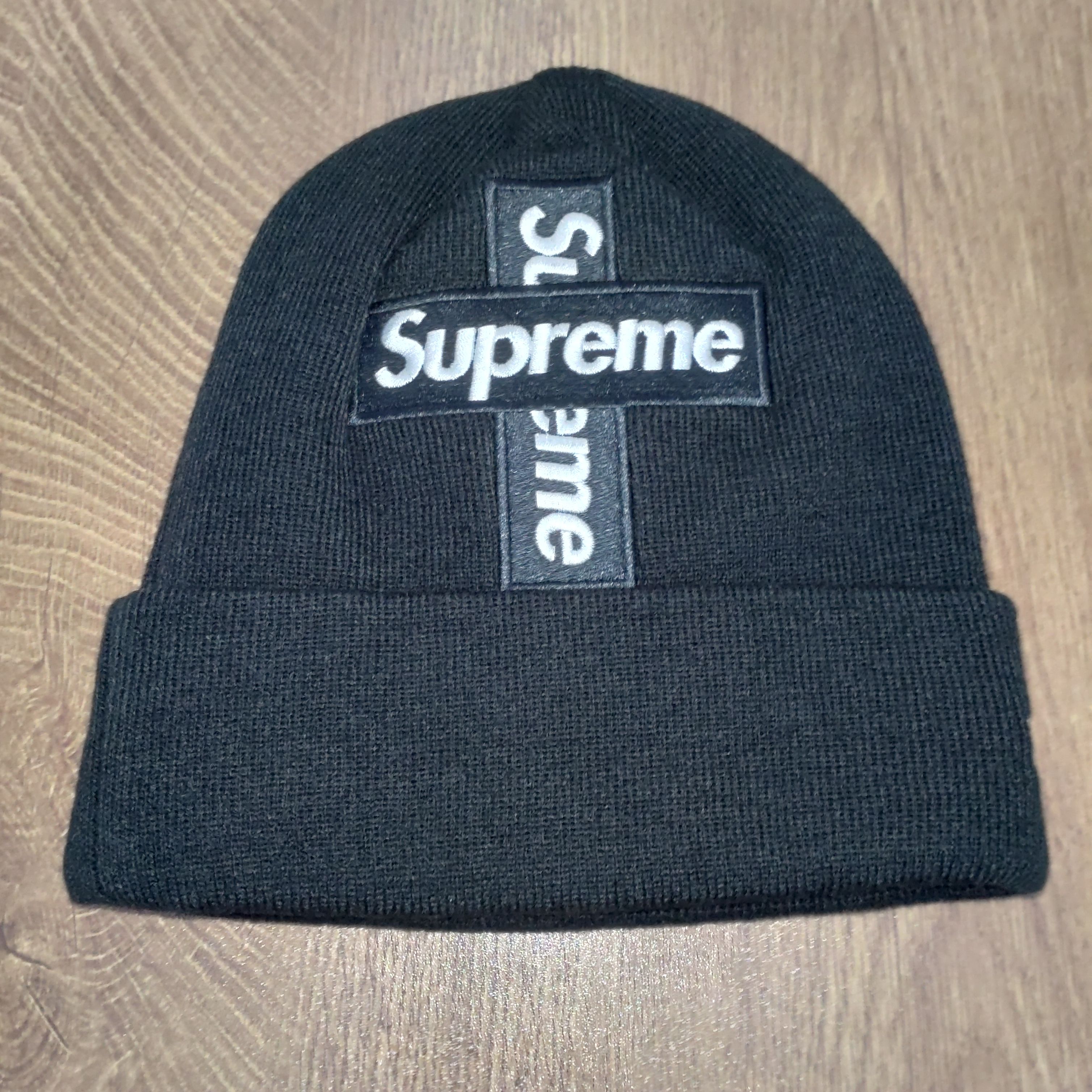Supreme New Era® Cross Box Logo Beanie "Black"