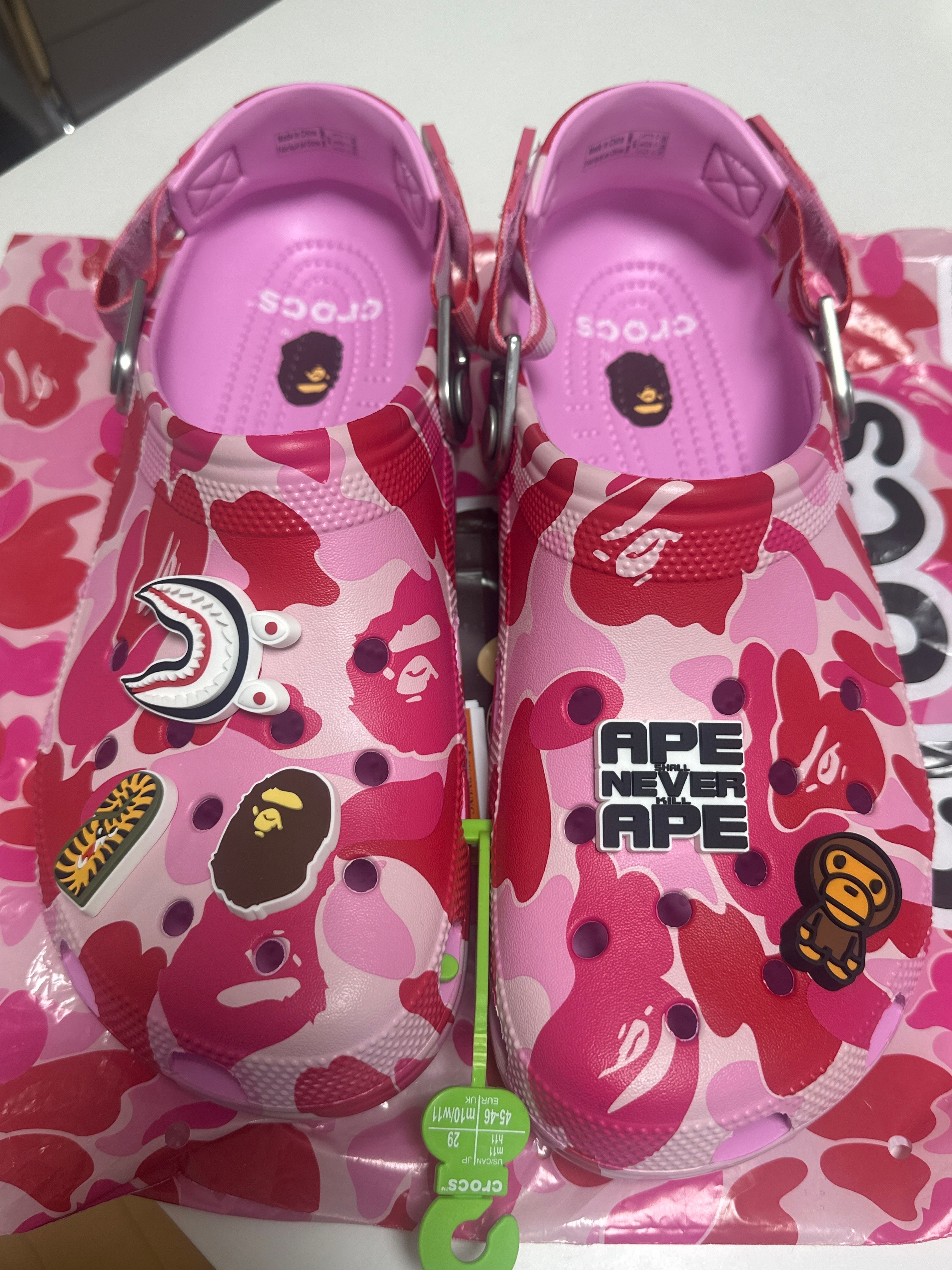 A BATHING APE®︎ × Crocs Clog "Pink"
